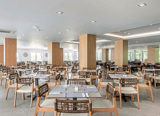 Porto Bello Beach Hotel & Aqua Park