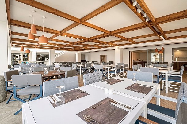 Porto Bello Beach Hotel & Aqua Park