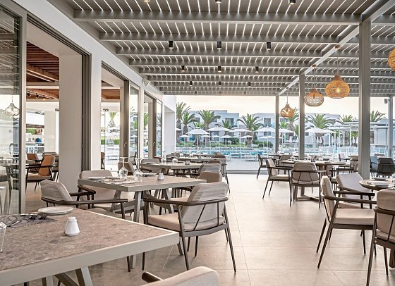 Porto Bello Beach Hotel & Aqua Park