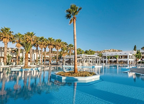 Porto Bello Beach Hotel & Aqua Park