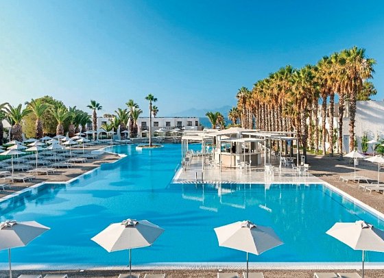 Porto Bello Beach Hotel & Aqua Park