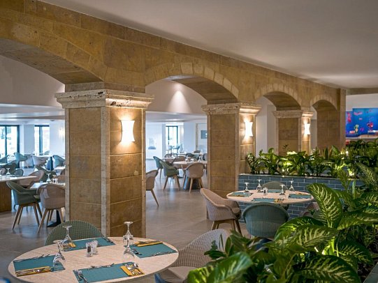 Neptune Luxury Resort