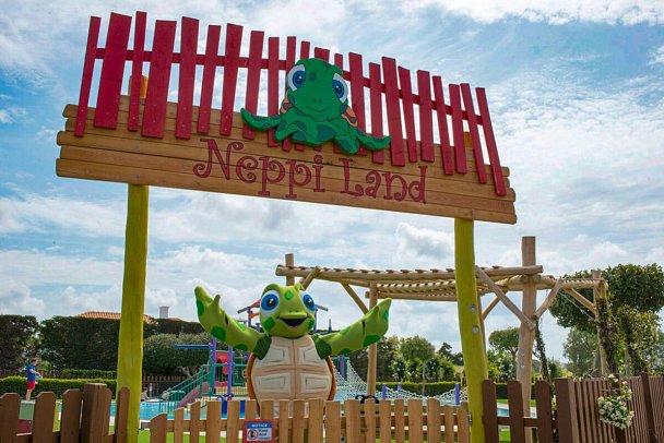 Neptune Luxury Resort