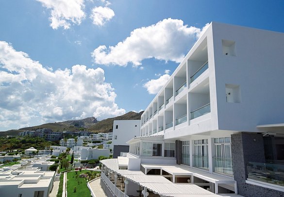 Dimitra Beach Hotel & Suites