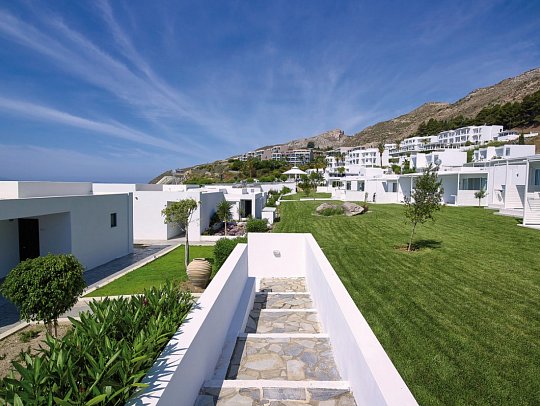 Dimitra Beach Hotel & Suites