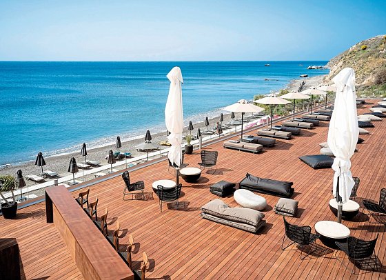 Dimitra Beach Hotel & Suites