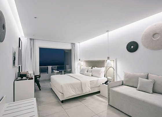 Dimitra Beach Hotel & Suites - Wohnbeispiel Juniorsuite Gartenblick (Zimmercodierung JBG)
