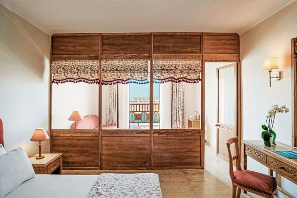 Mitsis Family Village - Wohnbeipiel Familienzimmer Superior Gemeinschaftspool (Zimmercodierung FS3)