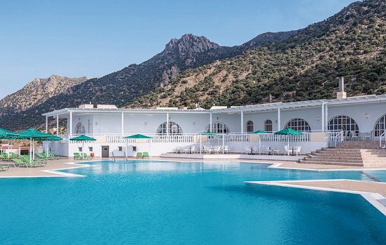 Canvas by Mitsis Family Village