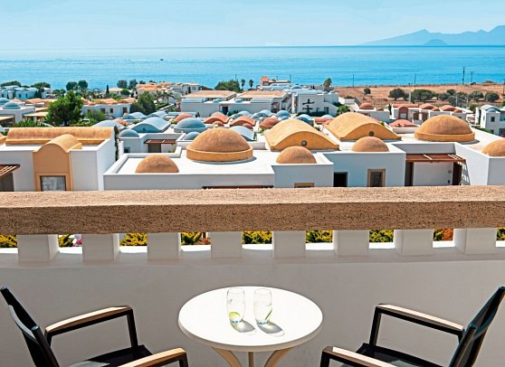 Mitsis Selection Blue Domes - Wohnbeispiel Doppelzimmer Meerblick (Zimmercodierung D1M)