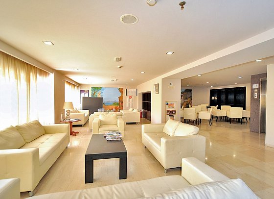 Saint Constantin Hotel