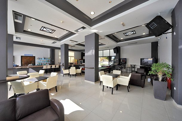 Saint Constantin Hotel