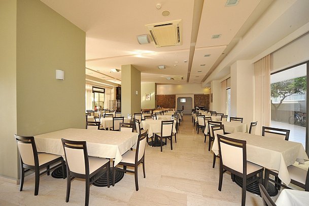 Saint Constantin Hotel