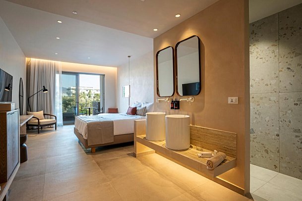 Arato by E-Geo - Wohnbeispiel Deluxe Suite Swim Up (Zimmercodierung WDQ)