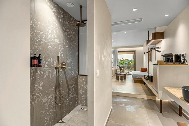Arato by E-Geo - Beispiel Bad Grand Suite Private Pool (Zimmercodierung WOR)