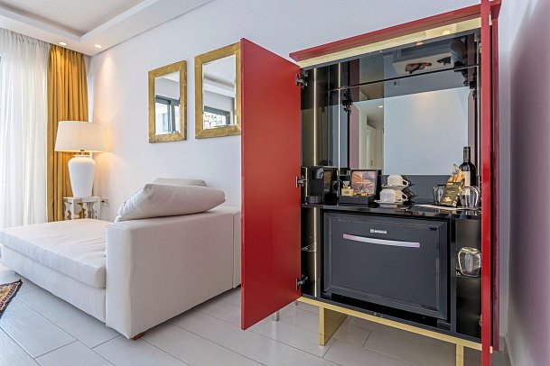 Diamond Deluxe Hotel & Spa - Wohnbeispiel Suite Privatpool (Zimmercodierung W1R)