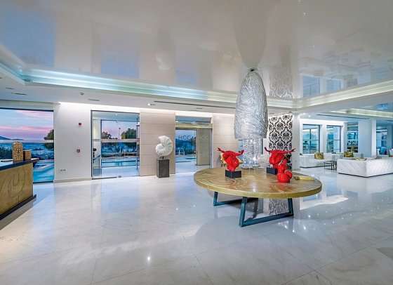 Diamond Deluxe Hotel & Spa