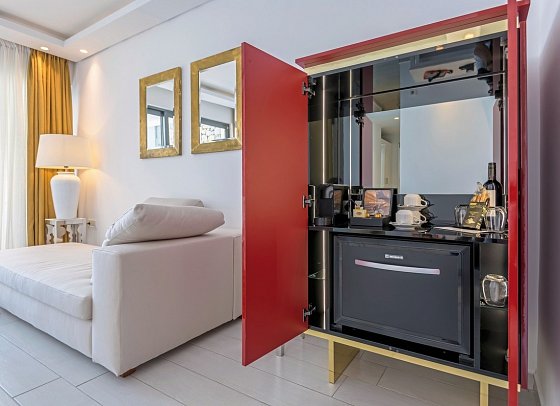 Diamond Deluxe Hotel & Spa - Wohnbeispiel Suite Privatpool (Zimmercodierung W1R)