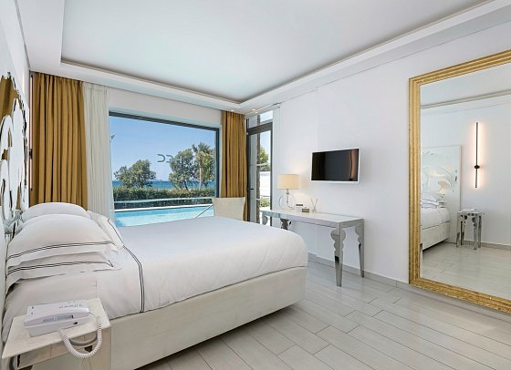 Diamond Deluxe Hotel & Spa - Wohnbeispiel Suite Privatpool (Zimmercodierung W1R)