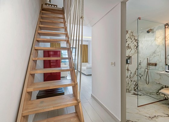 Diamond Deluxe Hotel & Spa - Wohnbeispiel Maisonette (Zimmercodierungen MBN & MB1)