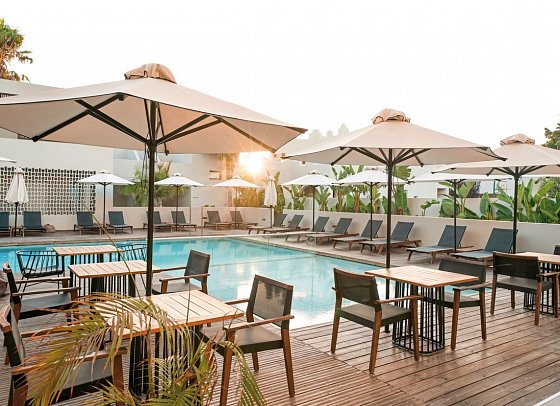 Sentido More Meni Residence & Suites