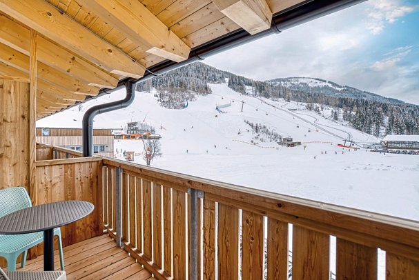 COOEE alpin Hotel Bad Kleinkirchheim - Beispiel Balkon Doppelzimmer (Zimmercodierungen DB1, DB2 & DC1)