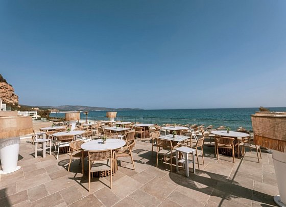 Acron Seaside Suites
