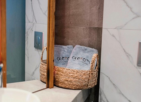 Acron Seaside Suites