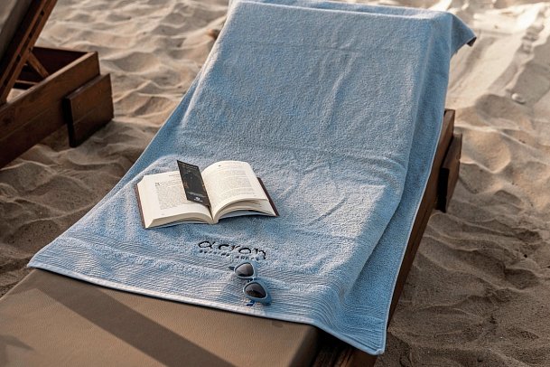 Acron Seaside Suites