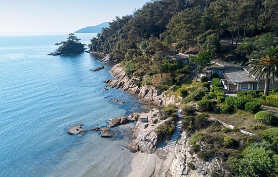 Makryammos Bungalows