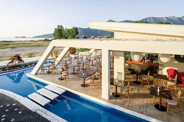 Alexandra Golden Boutique Hotel