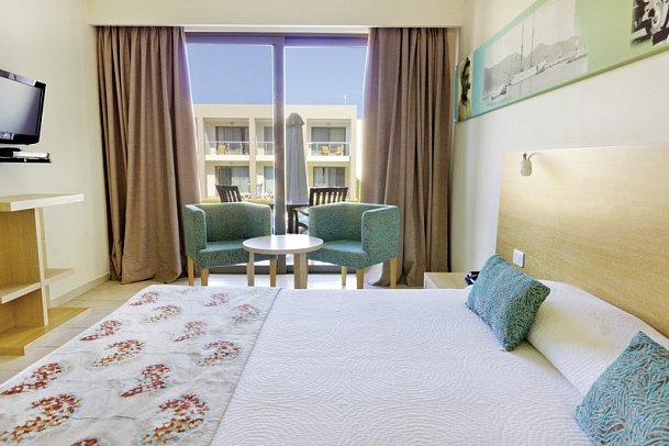 Alea Hotel & Suites - Wohnbeispiel Doppelzimmer Superior (Zimmercodierung DS1)