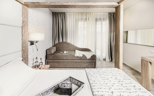 Astir Notos - Wohnbeispiel Doppelzimmer Deluxe Gartenblick (Zimmercodierung DDG)