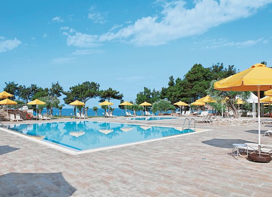 Royal Paradise Beach Resort & Spa