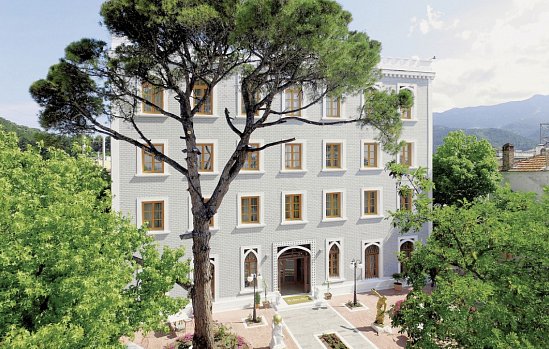 A for Art Design Hotel