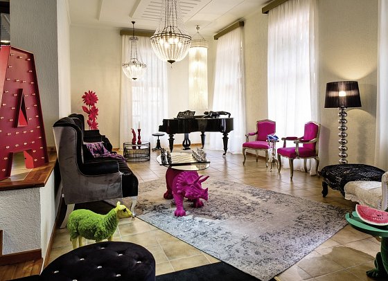A for Art Design Hotel - Lobby