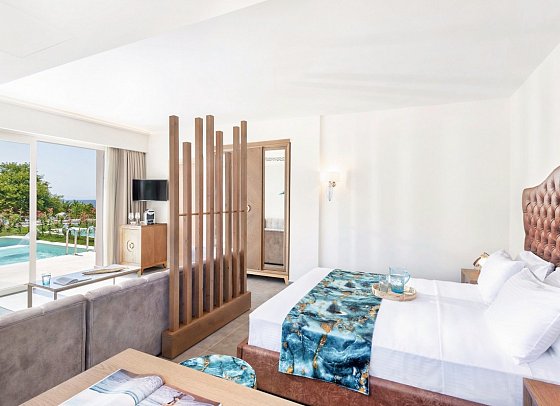 Alexandra Elegance - Wohnbsp. Juniorsuite Privatpool Meerblick (Zimmercodierung J1M)
