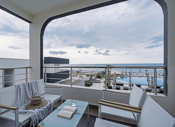 Blue Dream Palace - Wohnbeispiel Juniorsuite Meerblick (Zimmercodierung J1M)