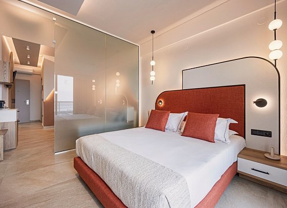Blue Dream Palace - Wohnbeispiel Juniorsuite Meerblick (Zimmercodierung J1M)