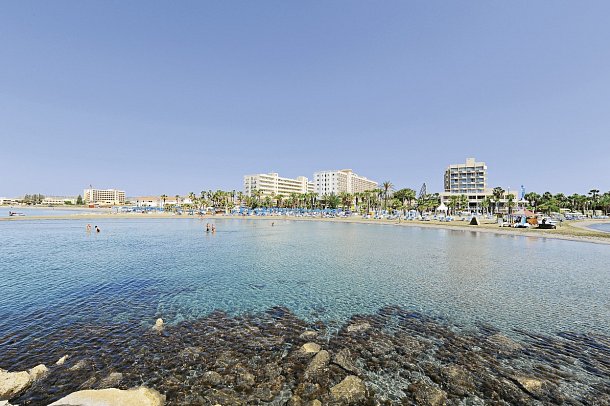 Sandy Beach Hotel & Spa