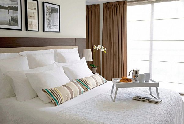 Sandy Beach Hotel & Spa - Wohnbeispiel Doppelzimmer seitl. Meerblick (Zimmercodierungen DB1 & DP1)