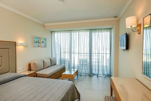 Sunrise Beach Hotel - Wohnbeispiel Doppelzimmer (Zimmercodierungen DBN & DBM)