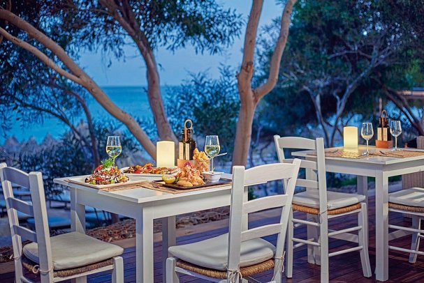 Grecian Bay