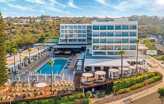 Napa Mermaid Hotel & Suites