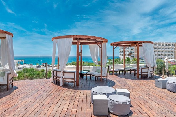 Napa Mermaid Hotel & Suites