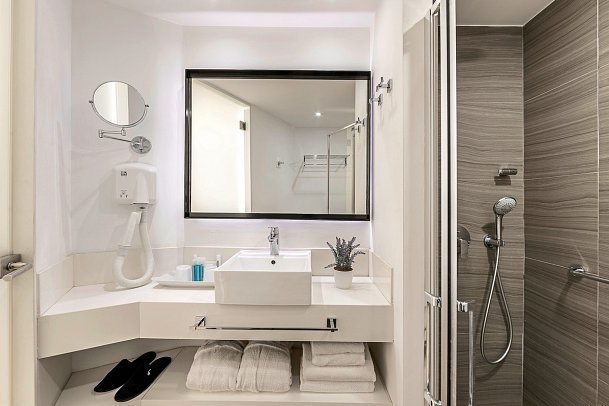 Crystal Springs Beach - Beispiel Bad (Zimmercodierungen DSL, DSN, DSM & FSM)