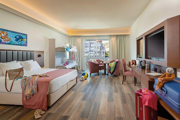 St Raphael - Wohnbeispiel Familienzimmer (Zimmercodierung FBG)