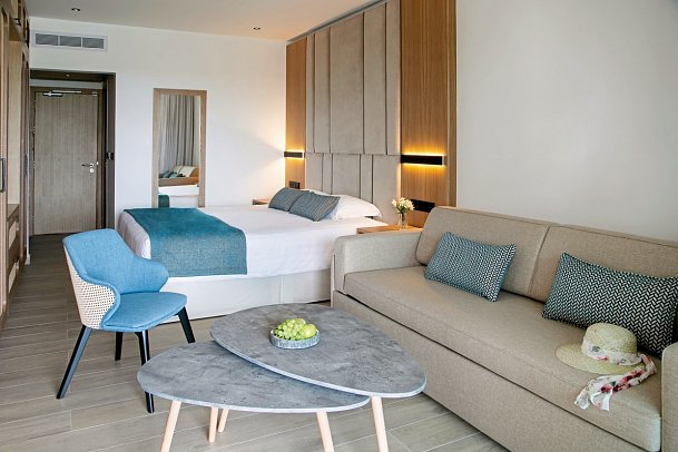 Asterias Beach - Wohnbeispiel Juniorsuite Swim-Up (Zimmercodierung JBQ)