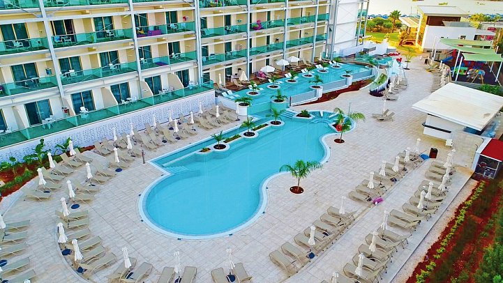 Asterias Beach