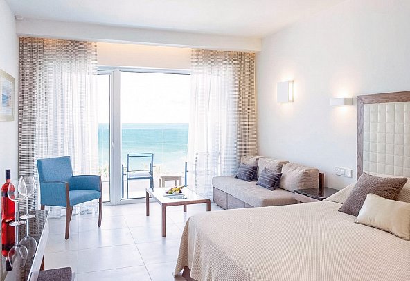 Sunrise Pearl Hotel & Spa - Wohnbeispiel Doppelzimmer Deluxe Meerblick (Zimmercodierung DBM)